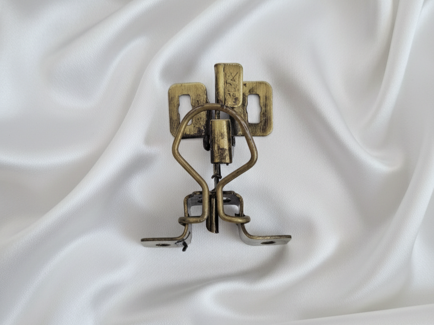 Mekafur® AutoLatch™ — Semi-Automatic Window Lock (DLX Version)